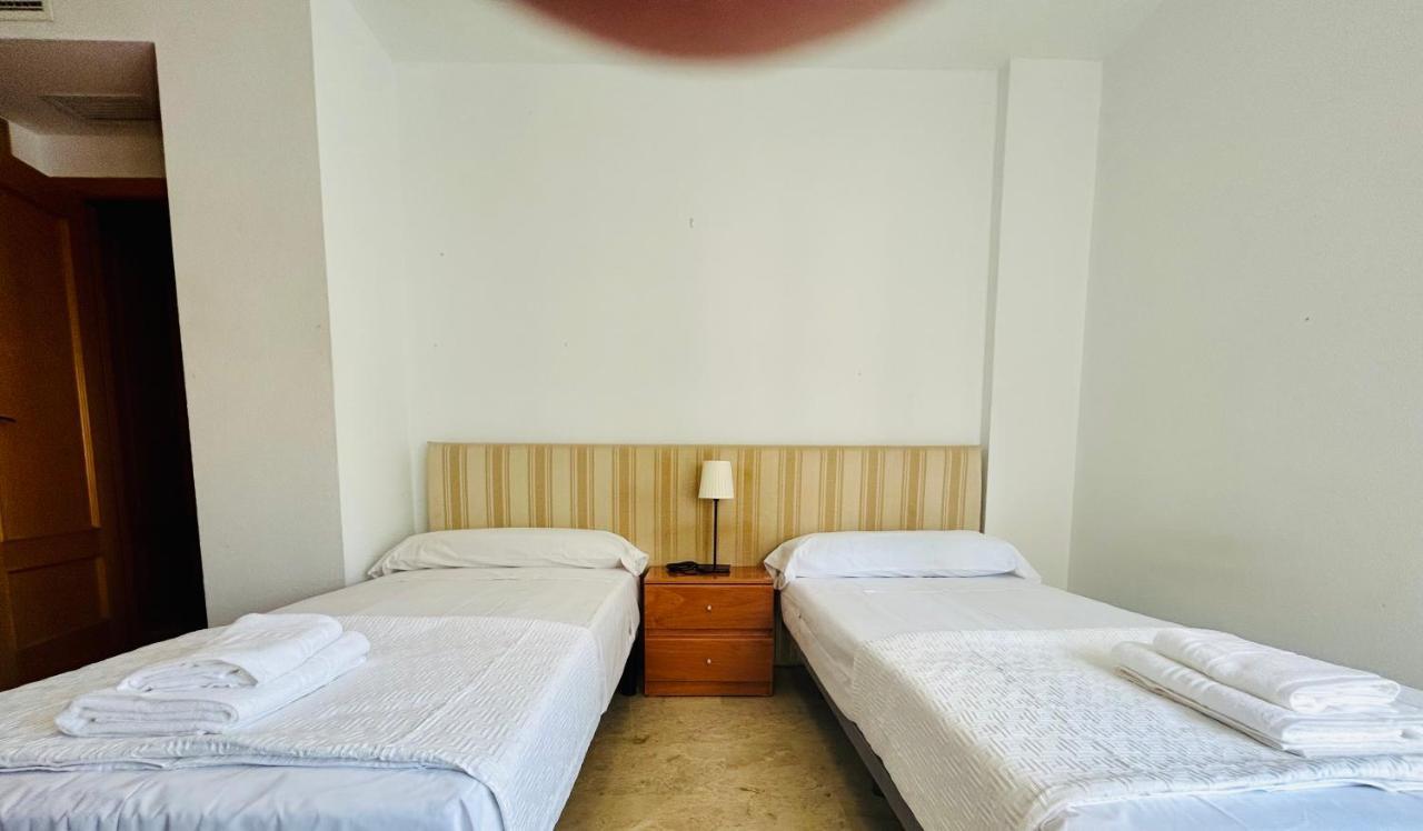 Guest House Teatinos Μάλαγα Εξωτερικό φωτογραφία